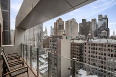 NY537ESNKtempora07_1