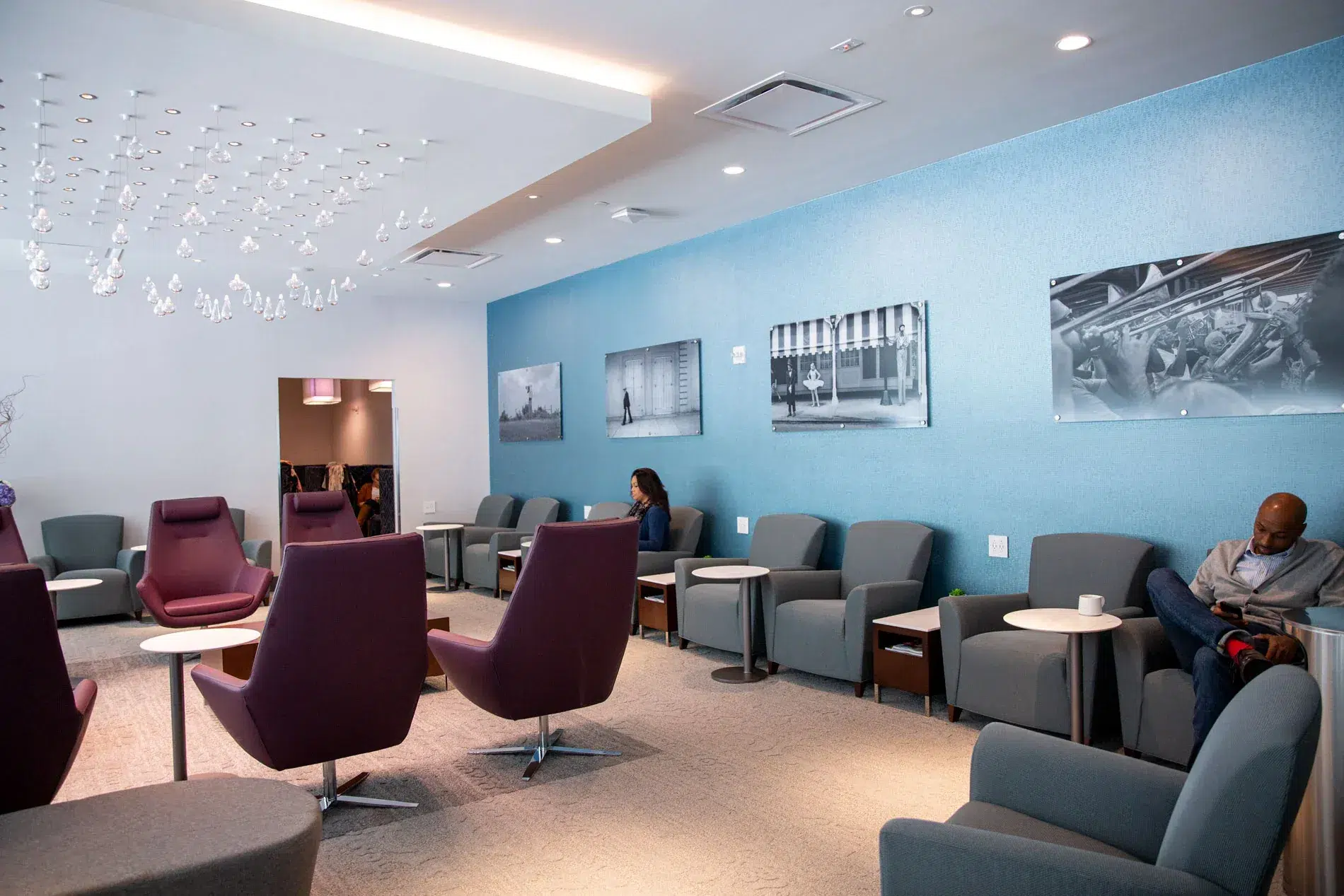 Main seating area - Source: Google - You Are Travel