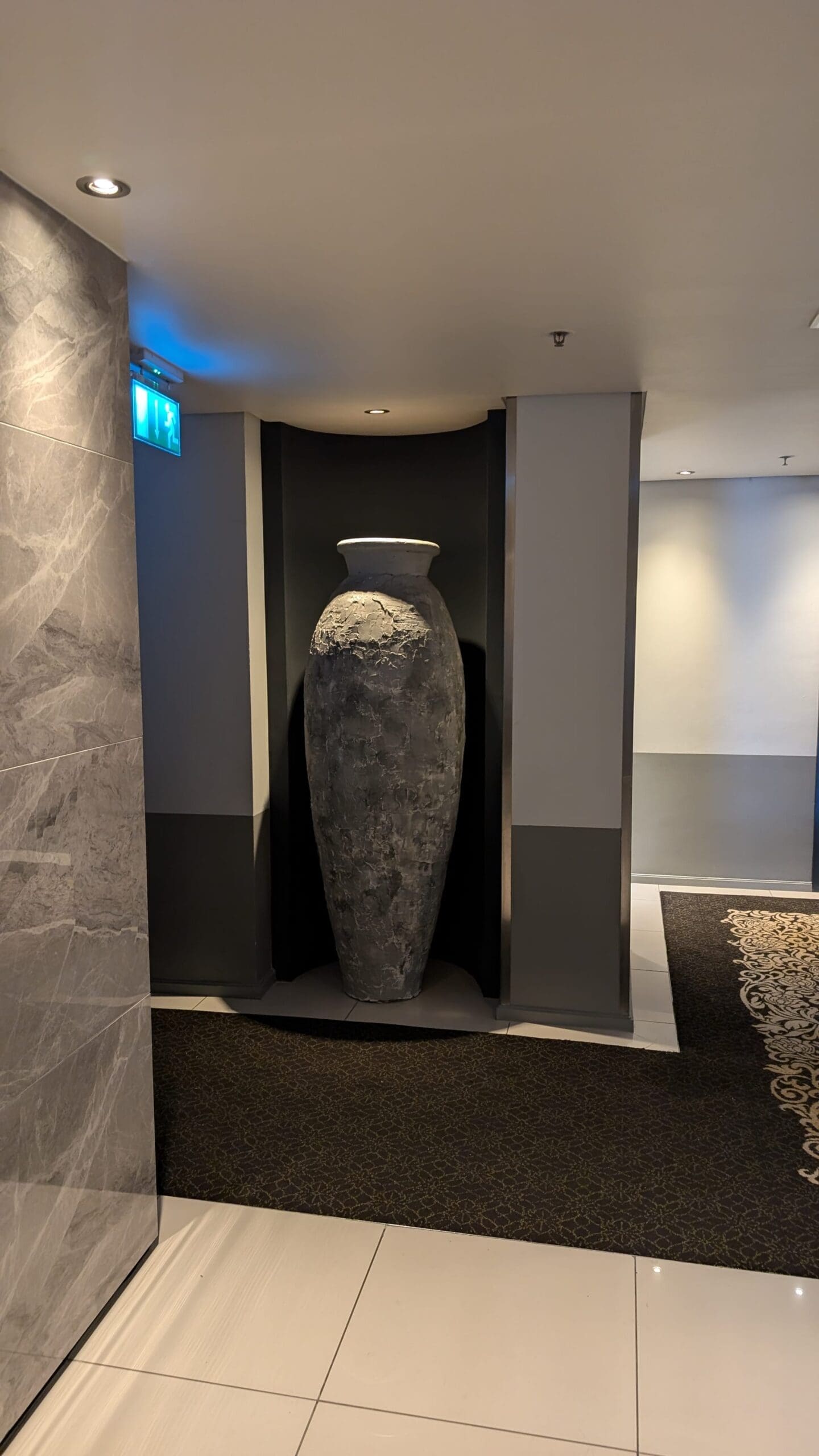 a large vase in a room