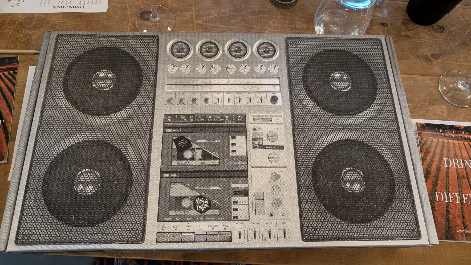 Photo of speakerbox wine carrying cases