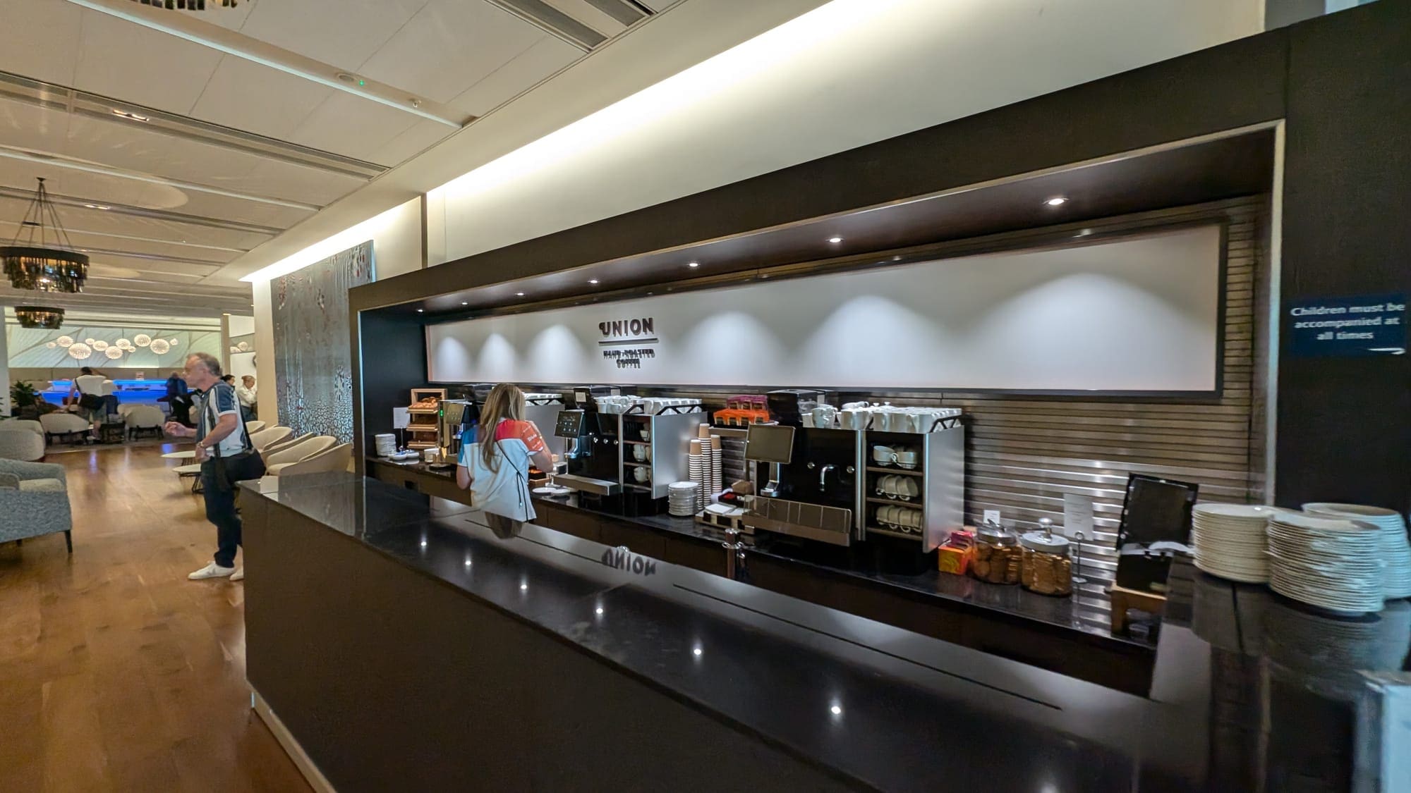 Coffee bar - Source: You Are Travel