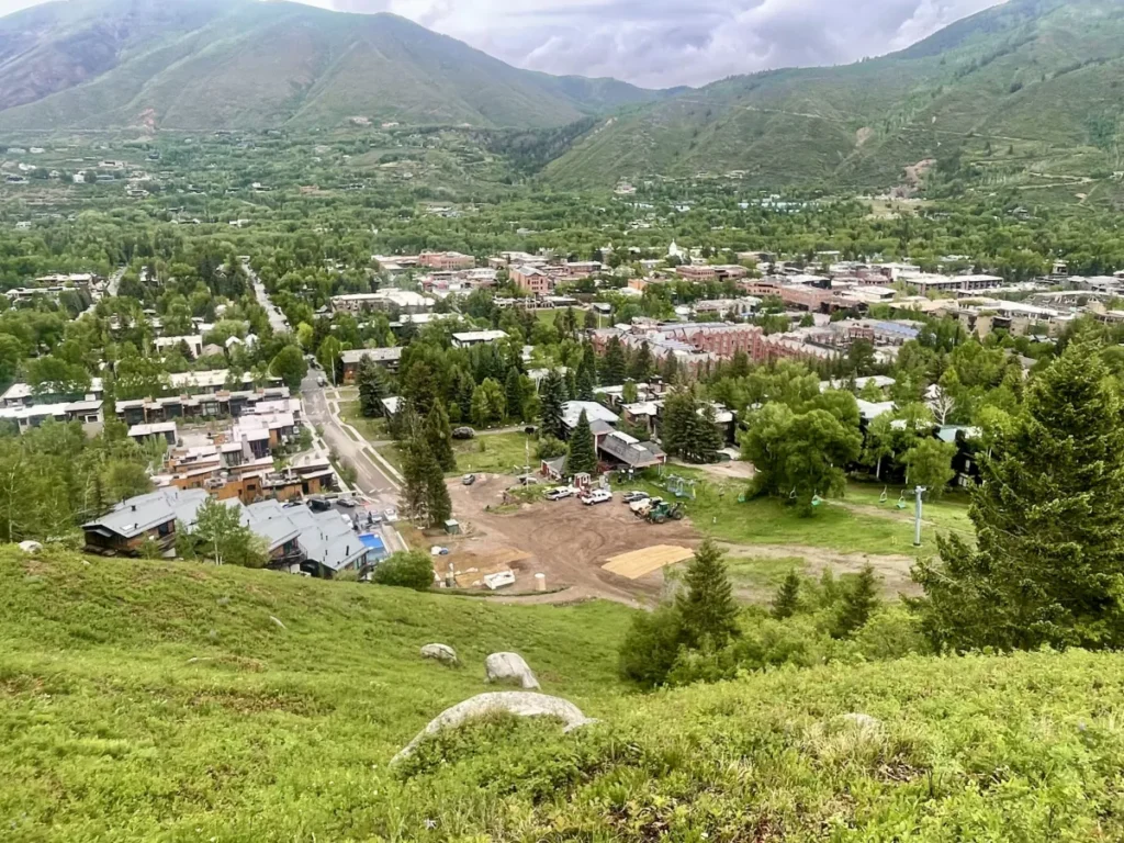 a city in a valley