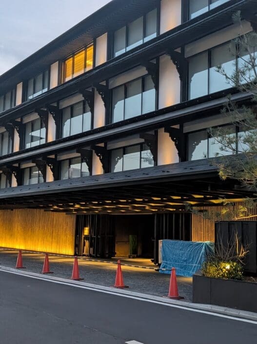 a building with a lot of windows